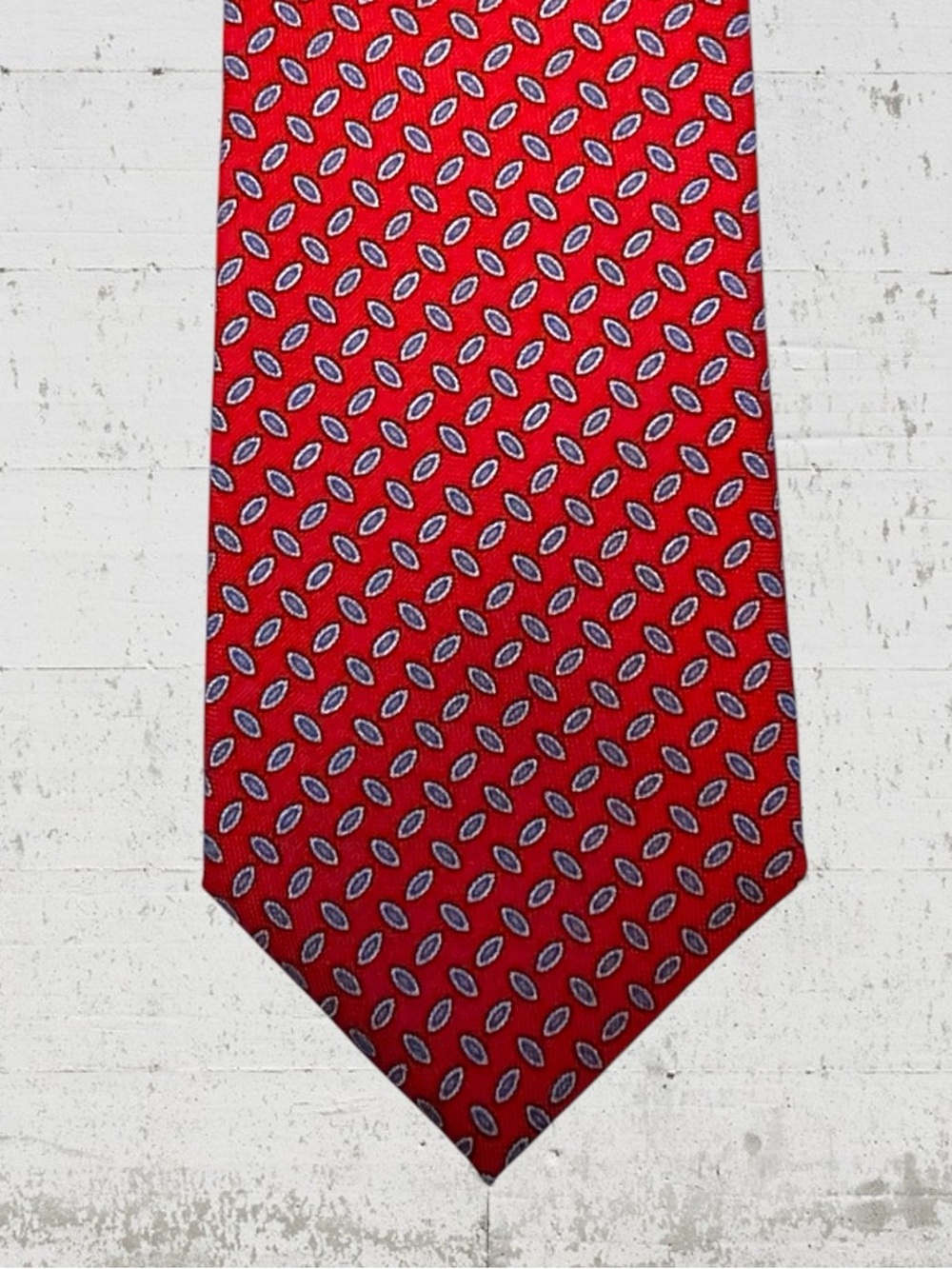 ROBERT JENSEN ITALY RED SILK TIE HAND SEWN EUC CLASSIC LENGTH